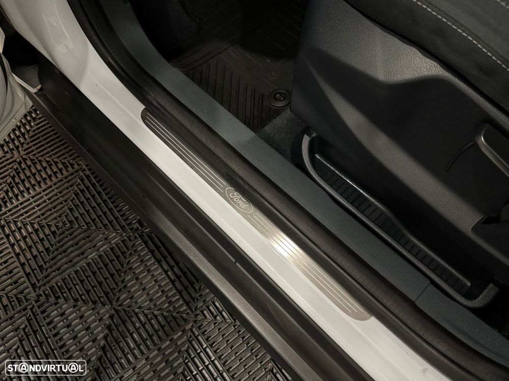 Ford Grand C-Max 1.6 TDCi Titanium S/S - 45