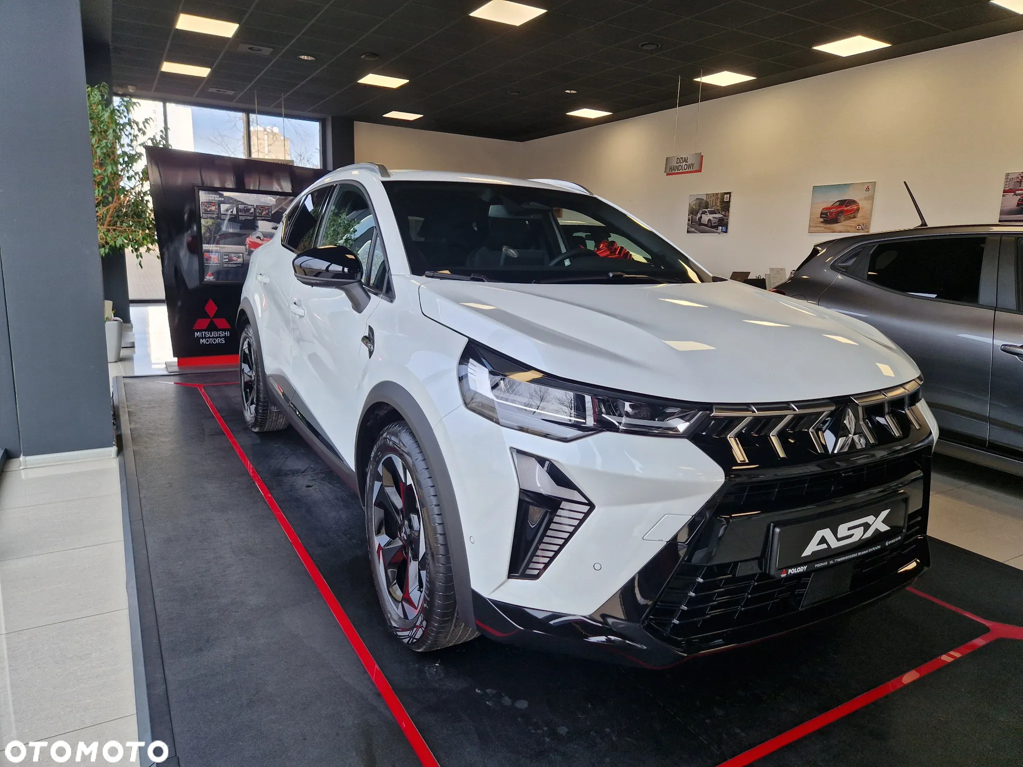 Mitsubishi ASX - 4