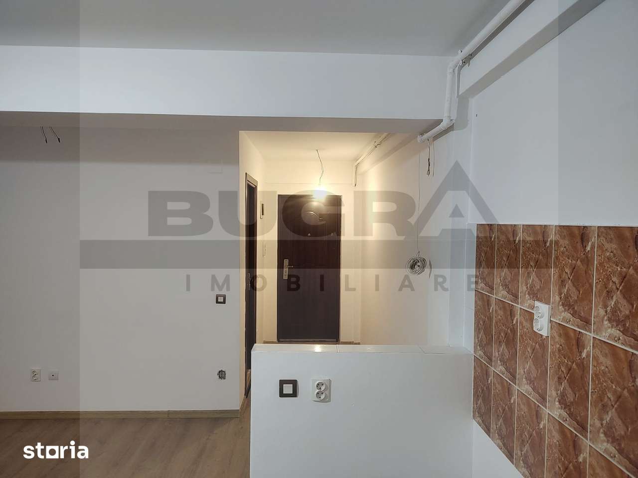 Apartament de 2 camere, modern, 44mp, terasa 16mp, zona Penny Apahida — fotografia 3