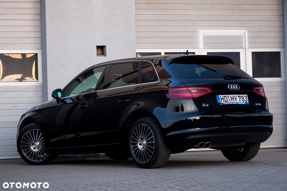 Audi A3 Sportback 1.4 TFSI Ambiente - 10