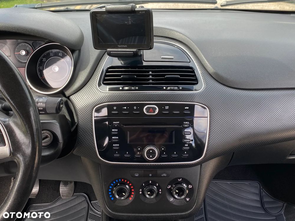 Fiat Grande Punto 1.4 8V Emotion - 26