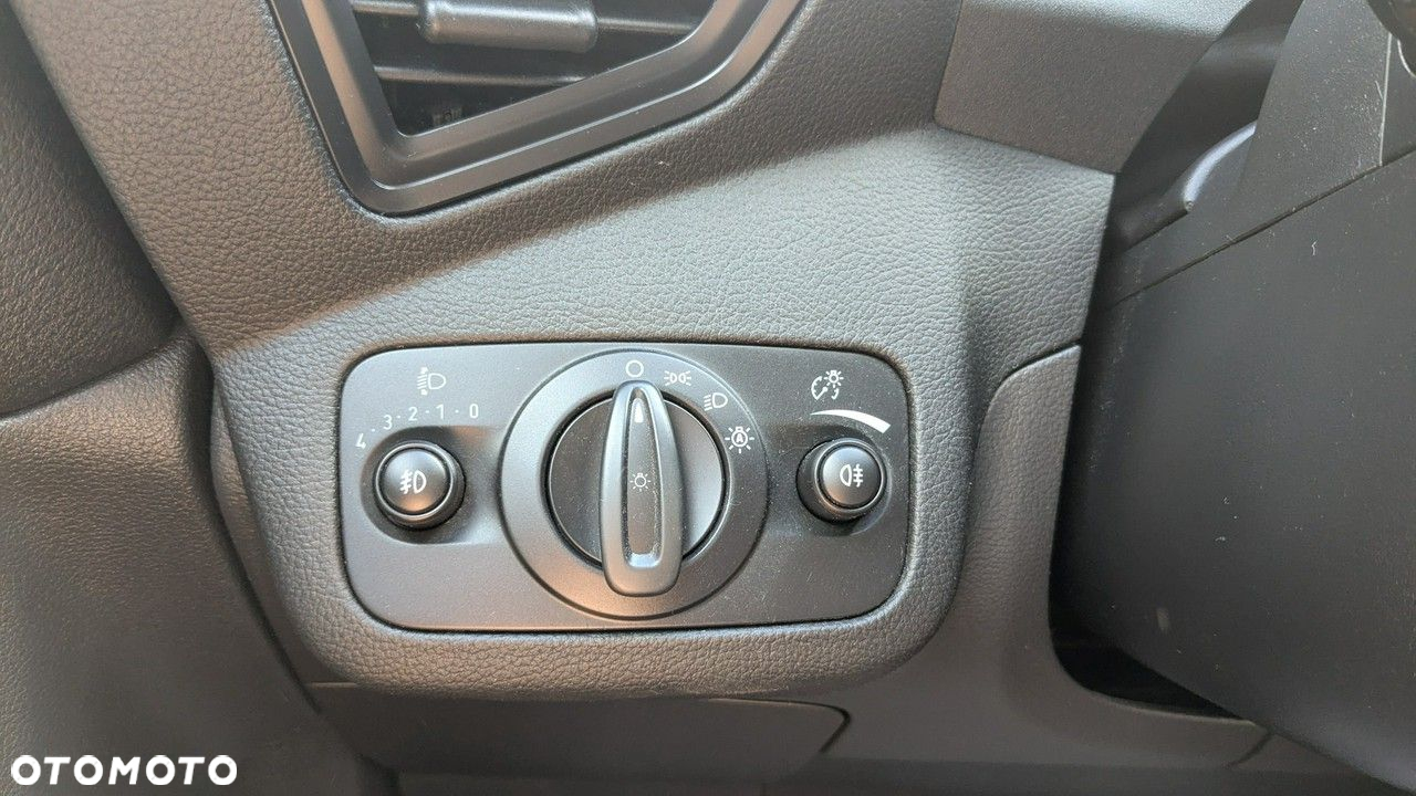 Ford Kuga - 33