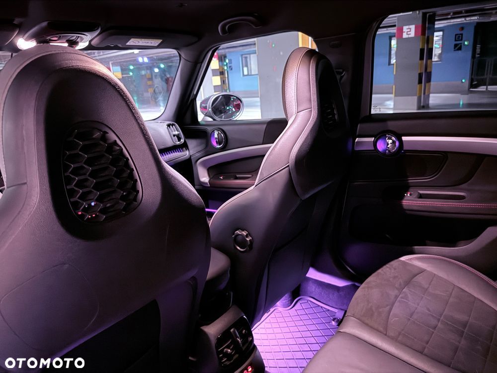 MINI John Cooper Works ALL4 sport - 12