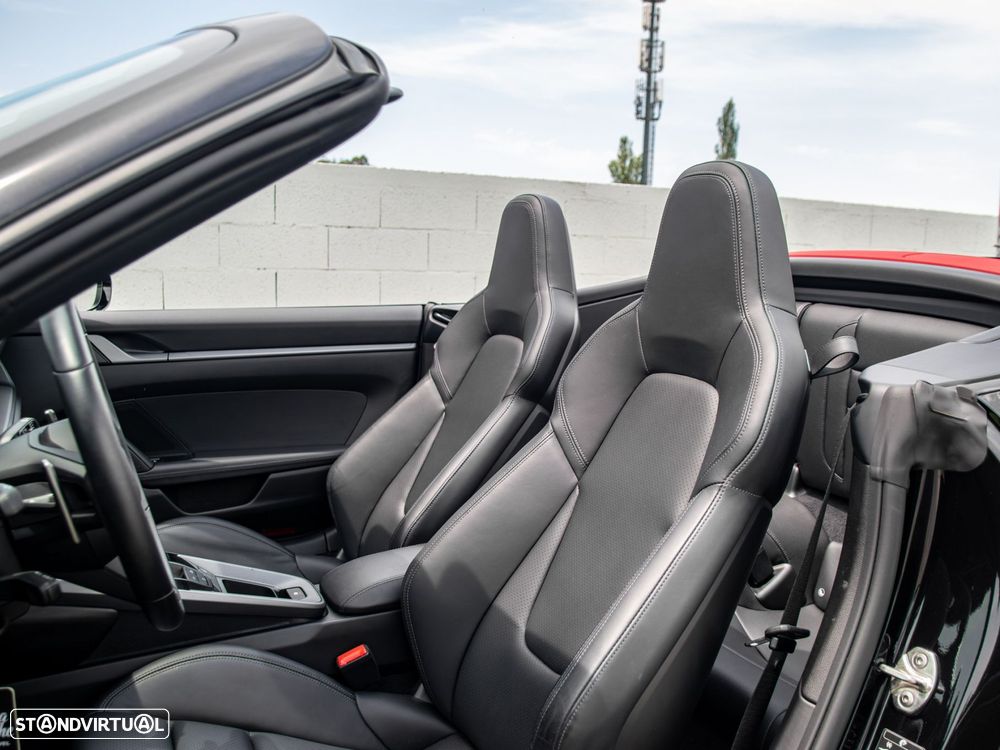Porsche 911 (992) Carrera Cabriolet PDK - 24