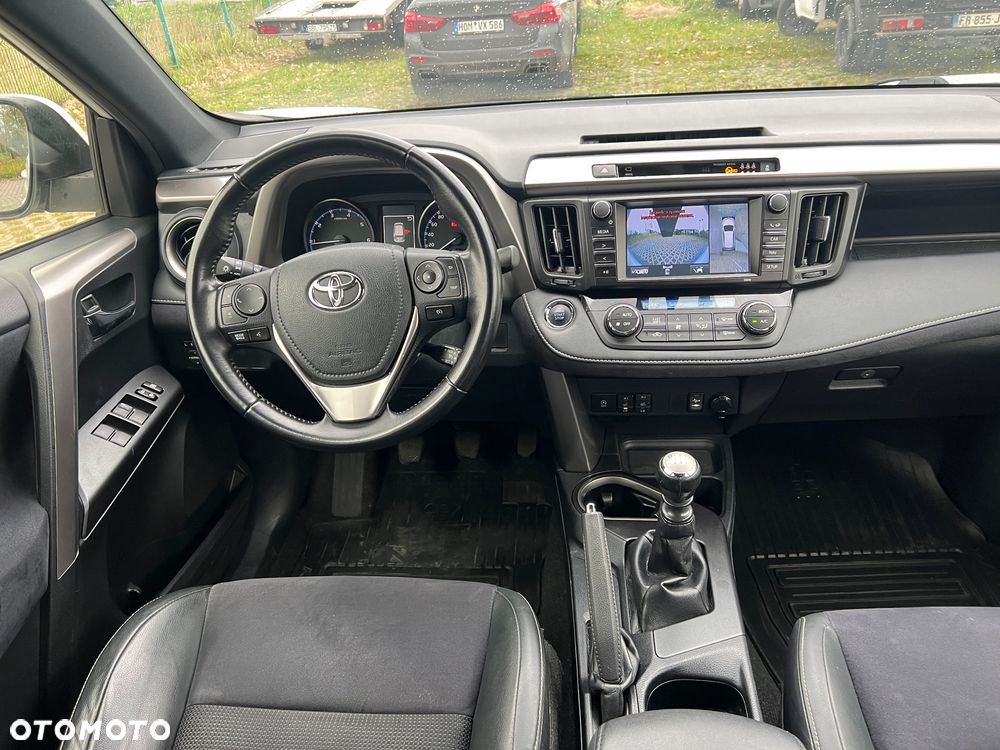 Toyota RAV4 2.0 D-4D 4x2 Start-Stop Executive - 22