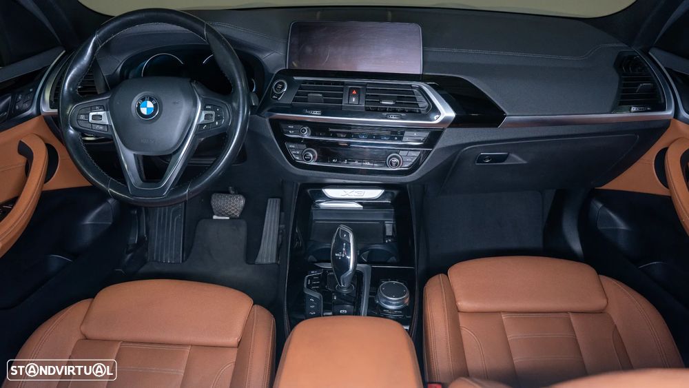 BMW X3 20 d xDrive Line Luxury - 7