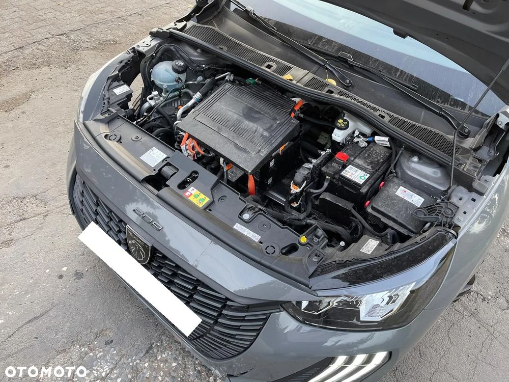 Peugeot 208 Elektromotor 136 Allure - 38