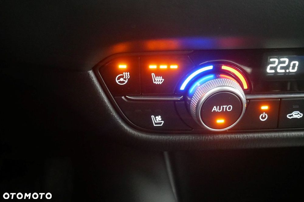 Mazda 6 2.0 SkyPrestige - 24