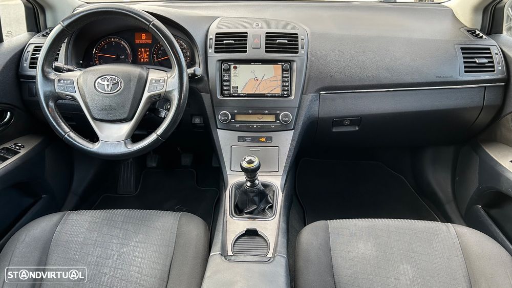 Toyota Avensis SW 2.0 D-4D Premium Sport+GPS - 5