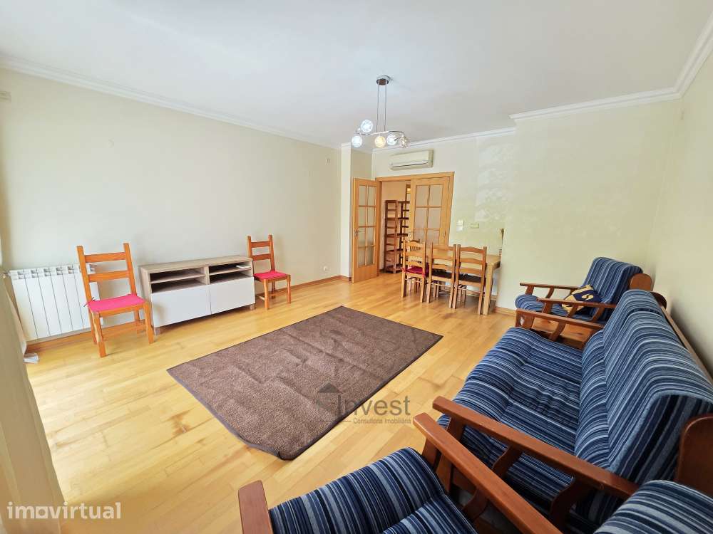 Apartamento T2 equipado , estacionamento e elevador ,Parque das Nações - Grande imagem: 3/36