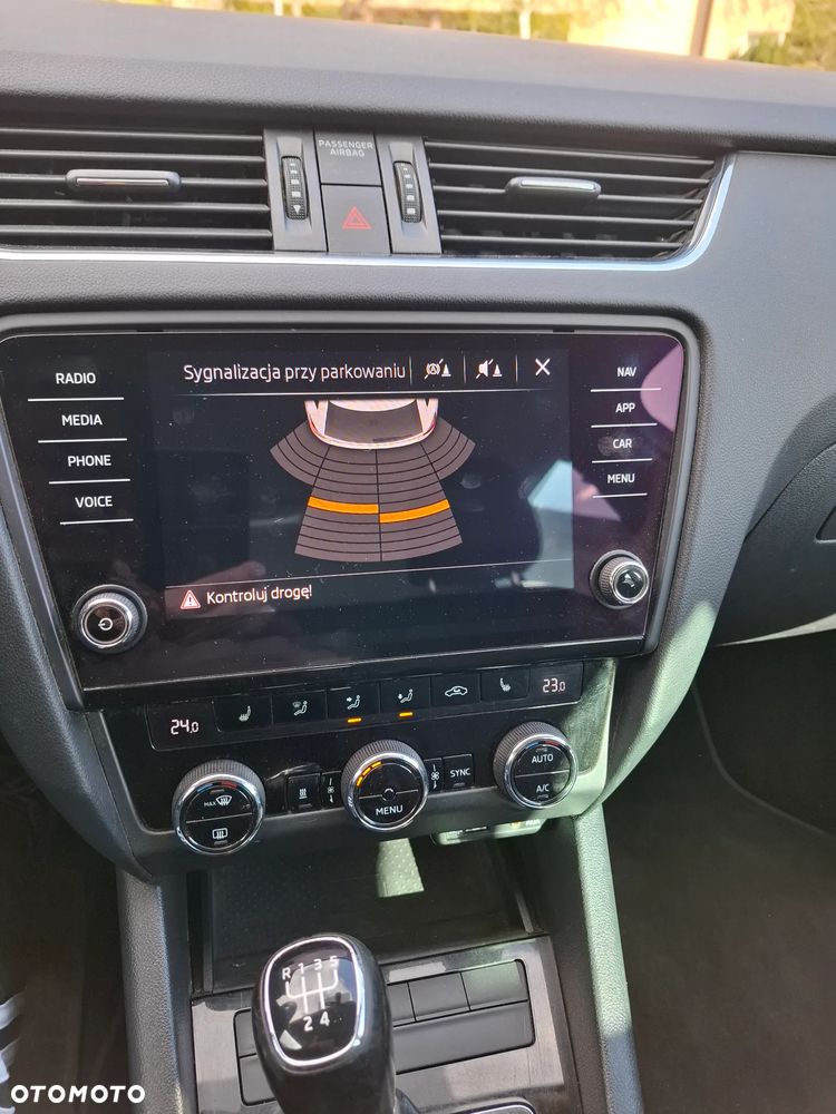 Skoda Octavia 1.6 TDI Premium Edition - 31