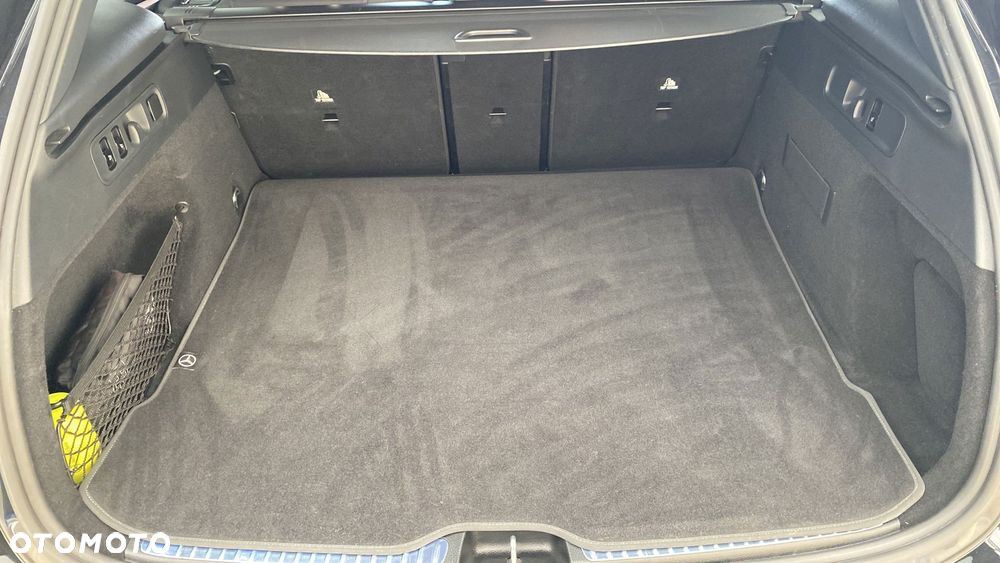 Mercedes-Benz GLC 300 mHEV 4-Matic AMG Line - 27
