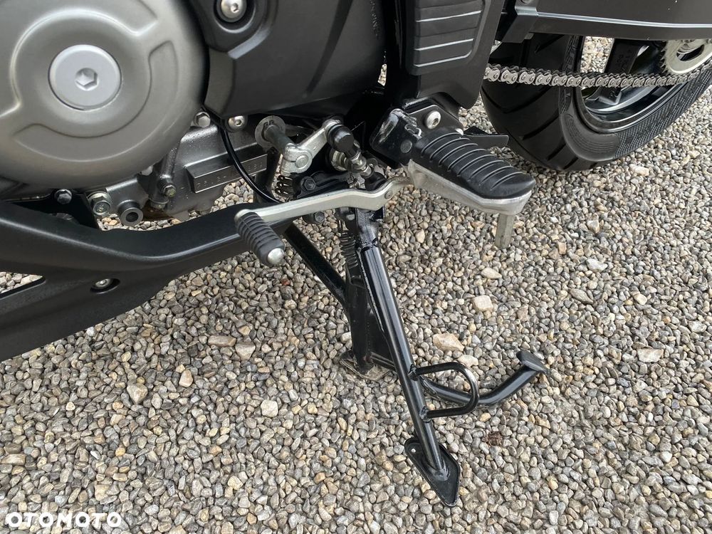 Suzuki V-STROM - 27