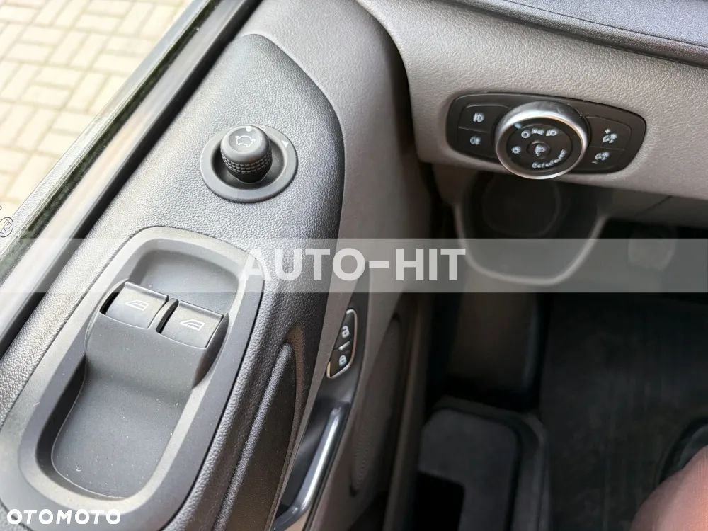 Ford Transit - 27
