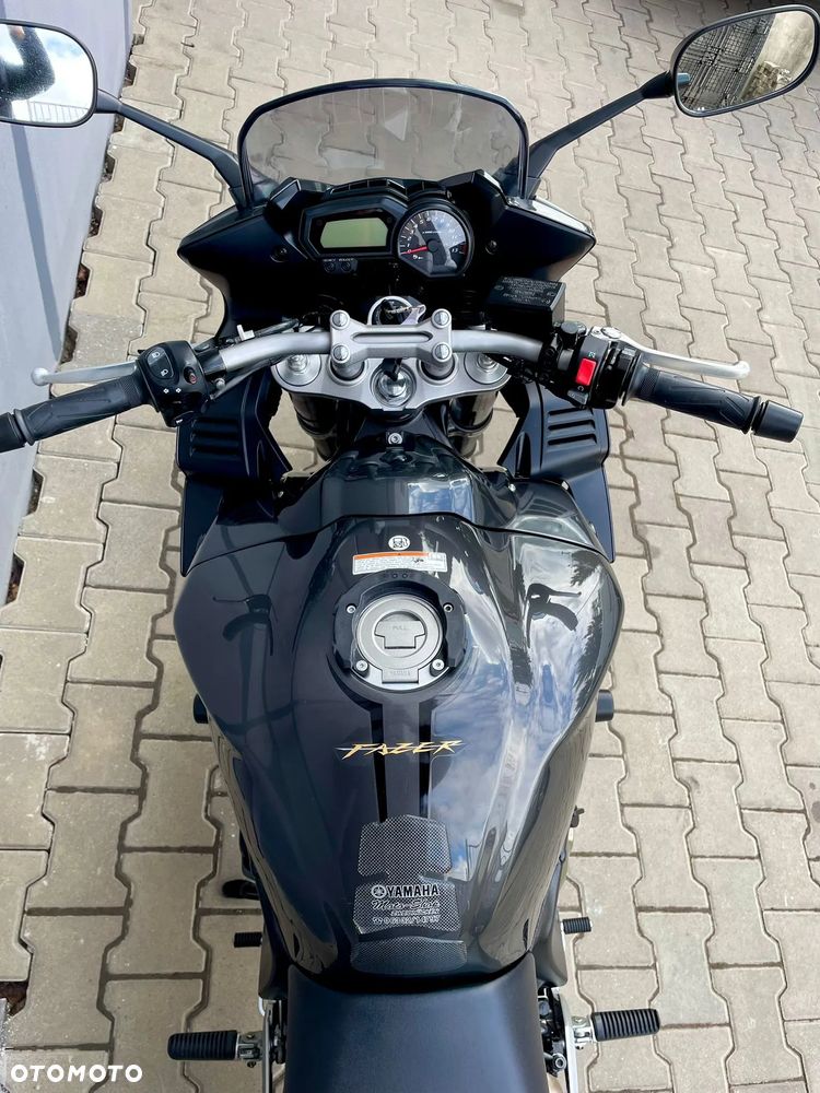 Yamaha FZ - 14
