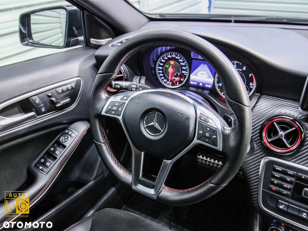 Mercedes-Benz Klasa A 45 AMG 4-Matic - 23