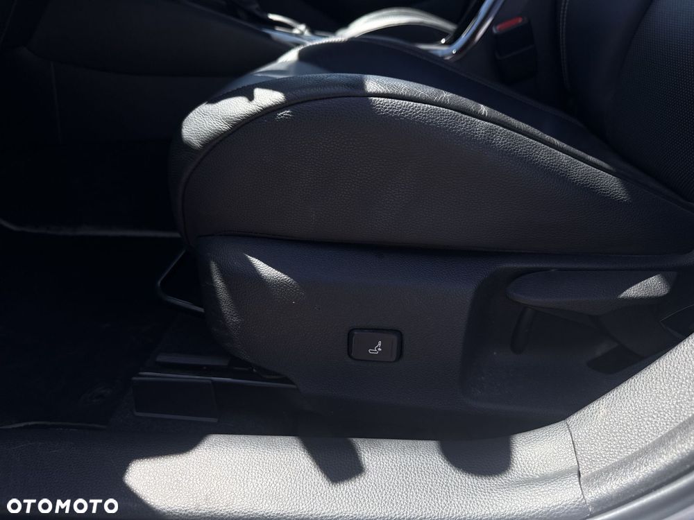 Toyota Corolla - 25