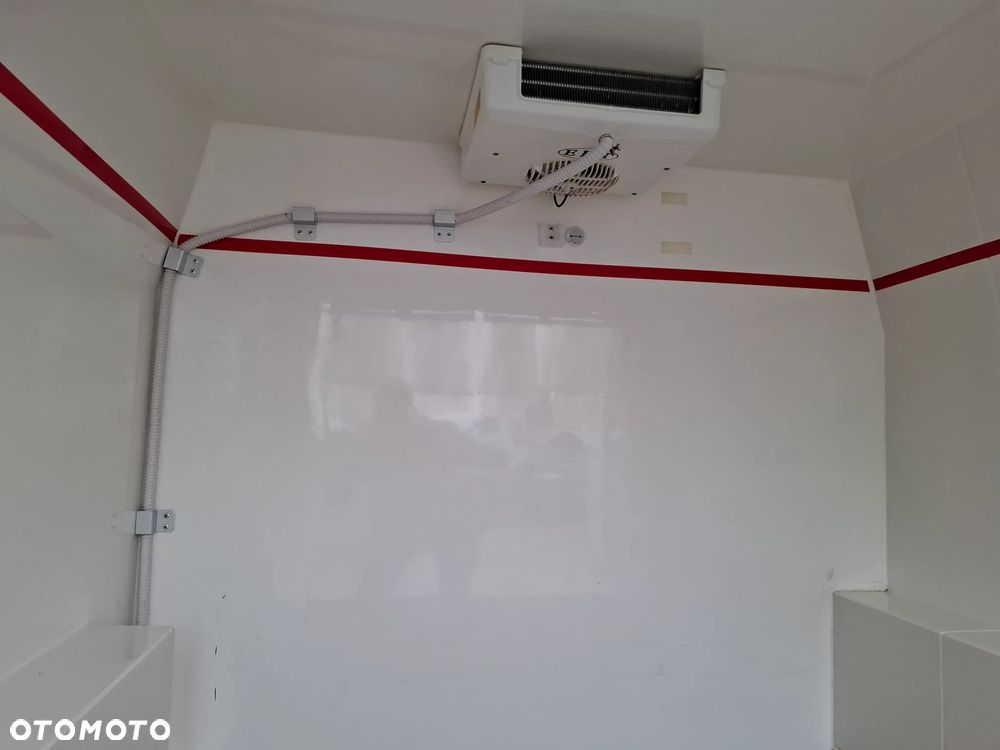 Ford TRANSIT CUSTOM - 10