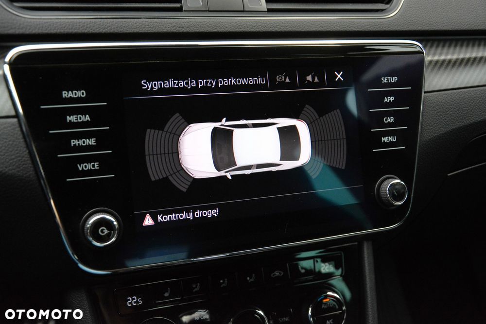 Skoda Superb 2.0 TDI SCR Sportline DSG - 33
