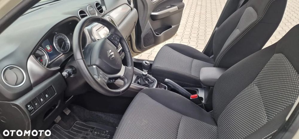 Suzuki Vitara 1.4 Boosterjet Elegance 2WD - 8