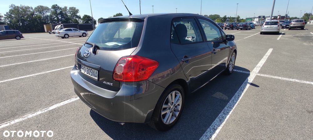 Toyota Auris 1.6 Sol - 3