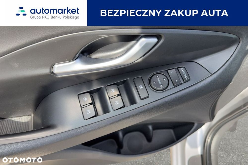 Hyundai i30 1.5 DPI Comfort - 11