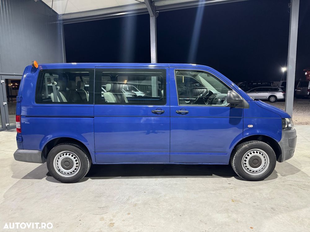 Volkswagen Transporter T5 City - 11