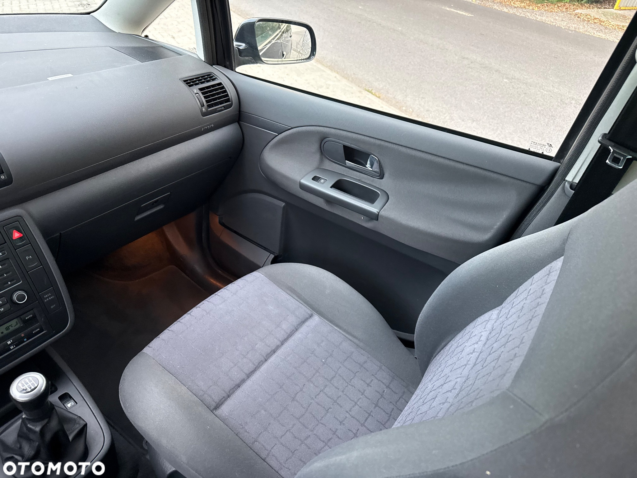 Seat Alhambra 1.8T Reference - 18