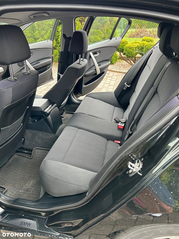 BMW Seria 1 118d - 9
