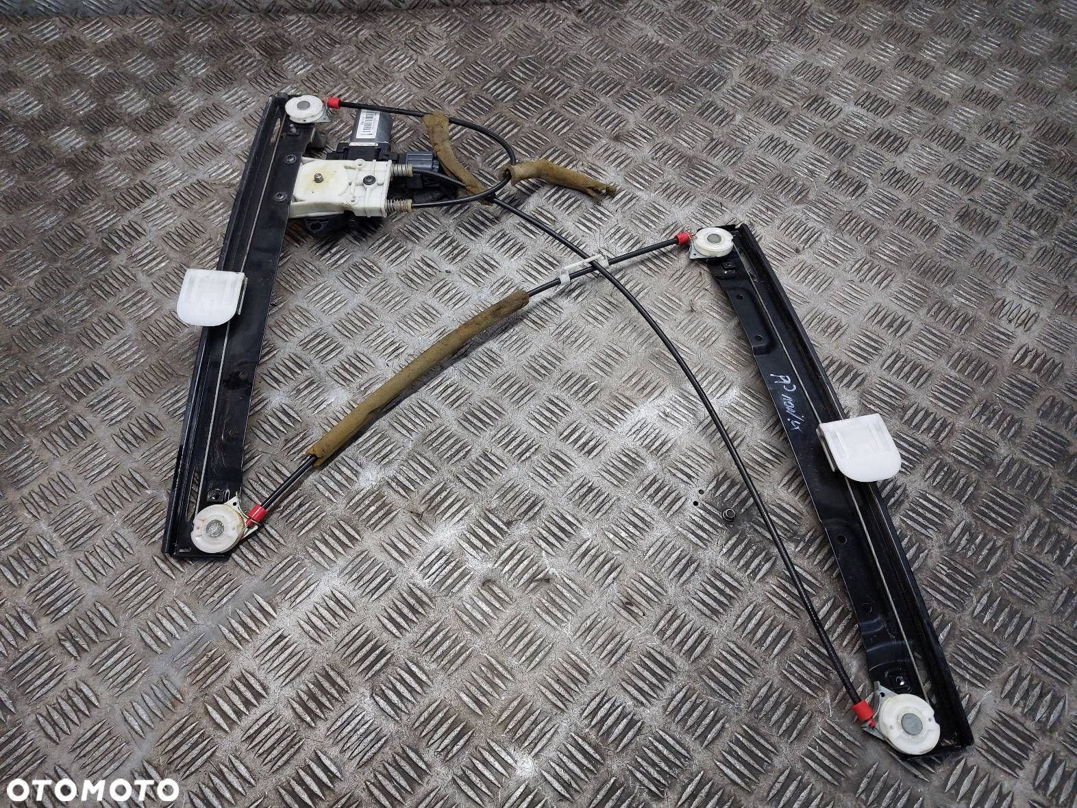 MECHANIZM PODNOŚNIK SZYBY PRAWY PRZÓD ELEKTRYCZNY JAGUAR XF X250 - 3