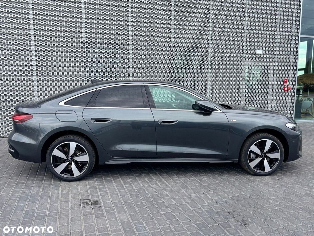Audi A5 Limousine - 4
