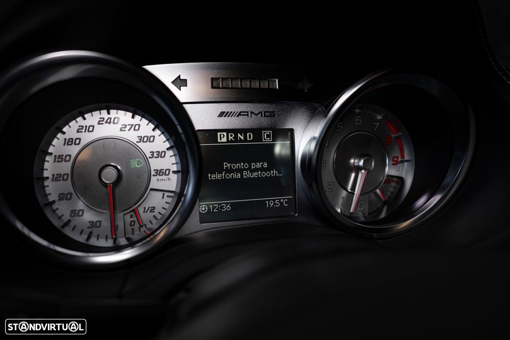 Mercedes-Benz SLS 63 AMG - 44