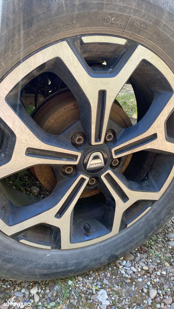 Dacia Duster TCe 130 GPF 4WD Prestige jante 17" - 10