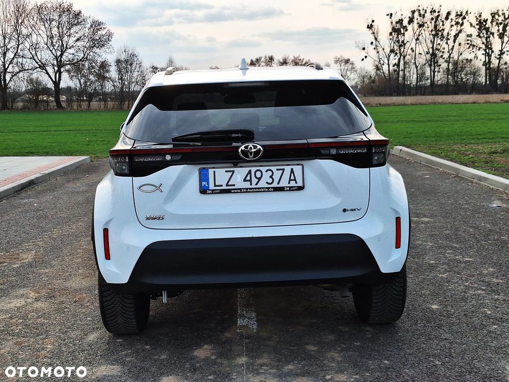 Toyota Yaris Cross 130 1.5 VVT-i Team Deutschland - 16