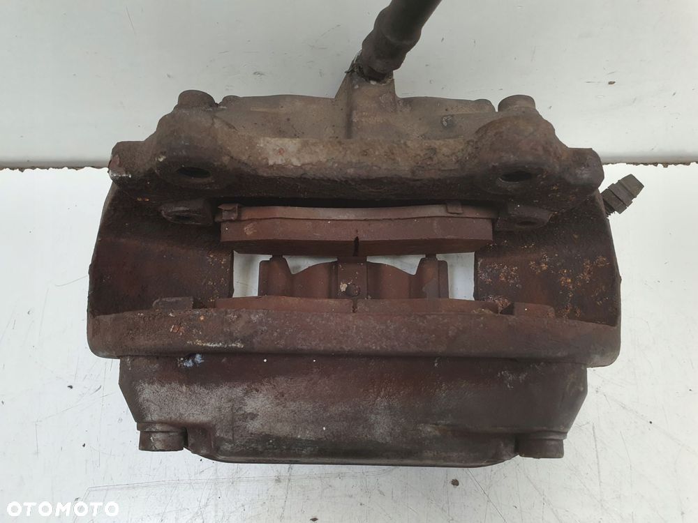 Mercedes W220 W211 LEWY ZACISK HAMULCOWY Lewy przód Brembo - 3