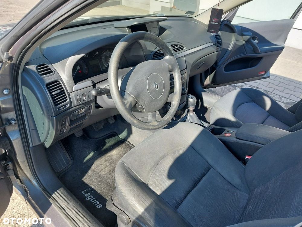Renault Laguna - 9