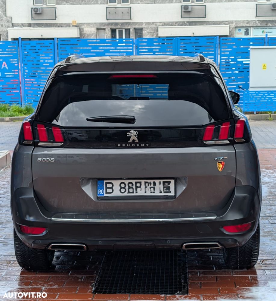 Peugeot 5008 - 5