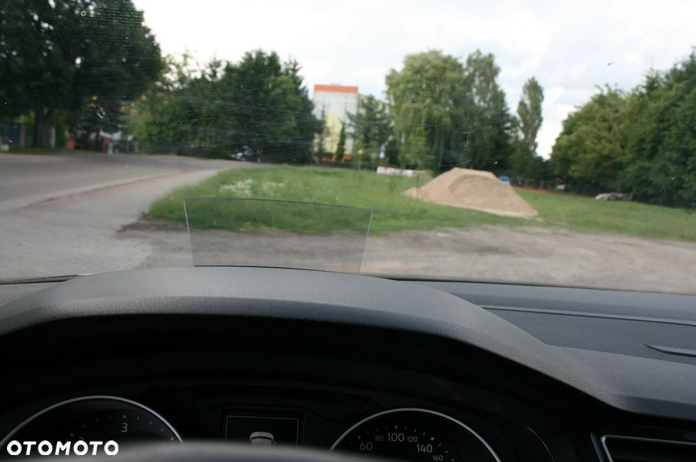 Volkswagen Tiguan 2.0 TDI SCR 4Motion DSG IQ.DRIVE - 32
