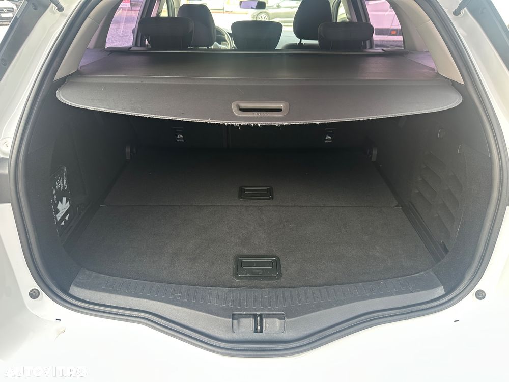 Renault Megane Blue dCi 116 Life - 16