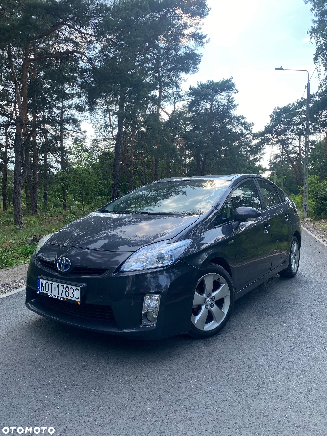 Toyota Prius 1.8 HSD Luna - 1