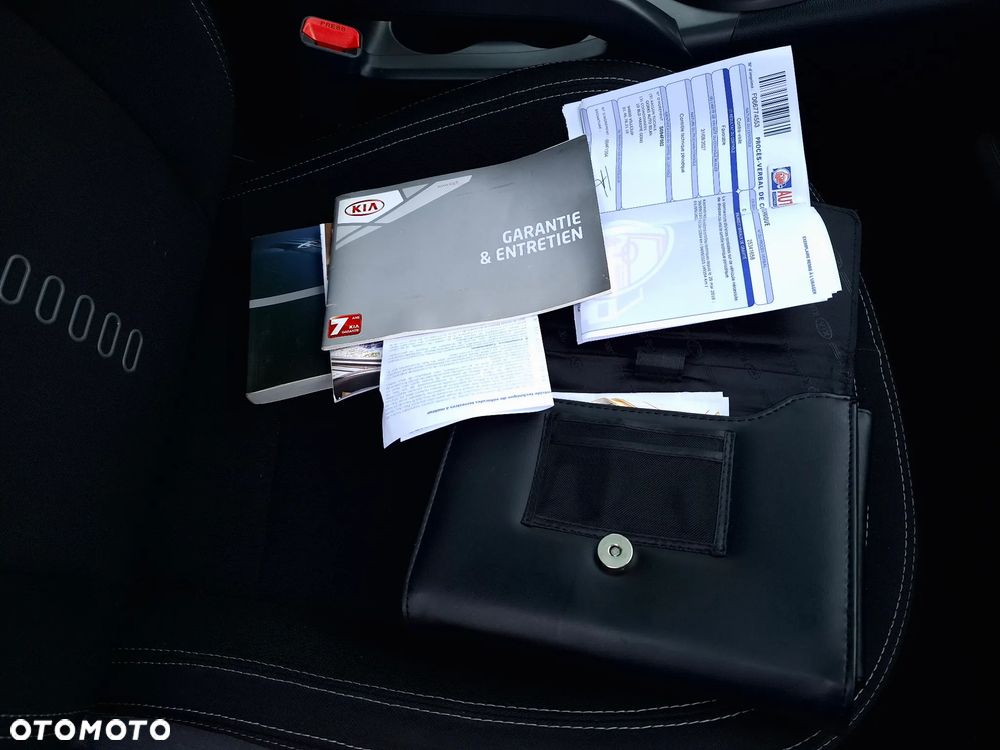 Kia Sportage 2.0 CRDI 2WD Spirit - 30