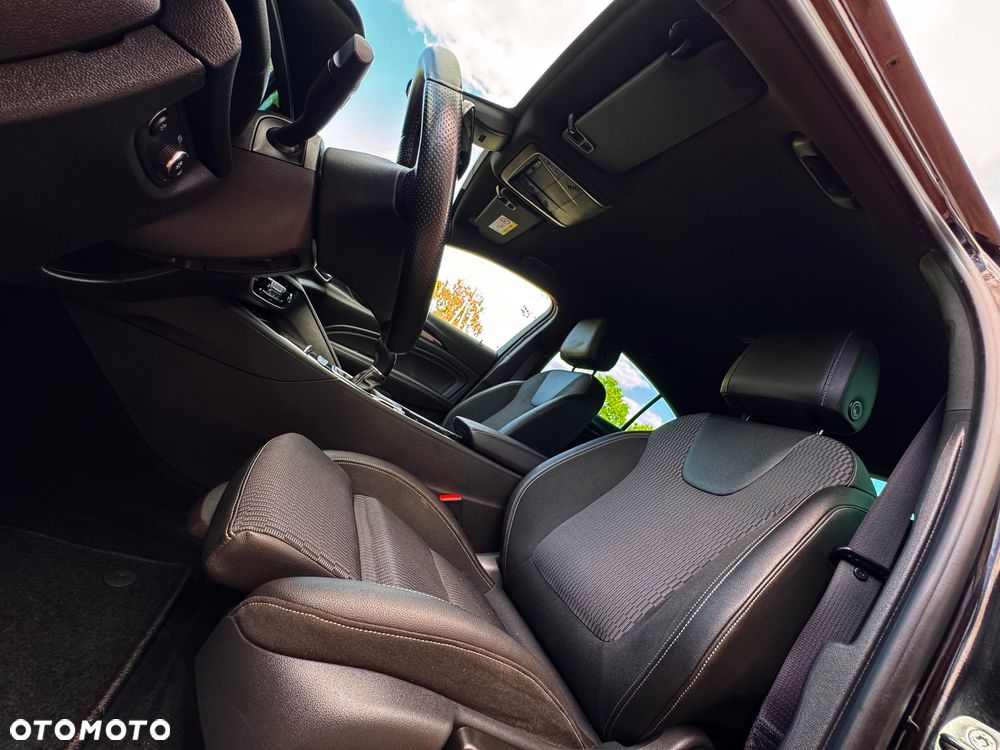 Opel Insignia 1.5 T GPF Innovation S&S - 40