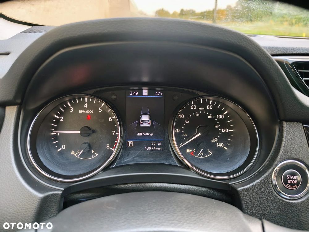Nissan Rogue - 24