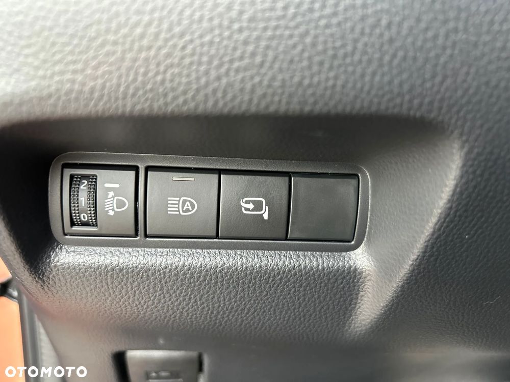 Toyota Aygo X Hybrid 1.5 Style e-CVT - 34