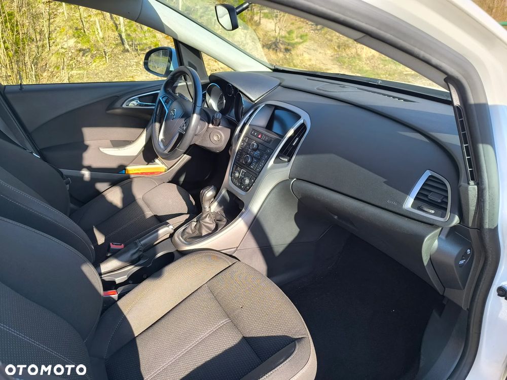 Opel Astra 1.6 Enjoy - 10