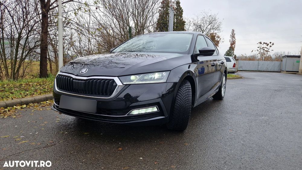 Skoda Octavia 2.0 TDI DSG 4X4 Style - 1