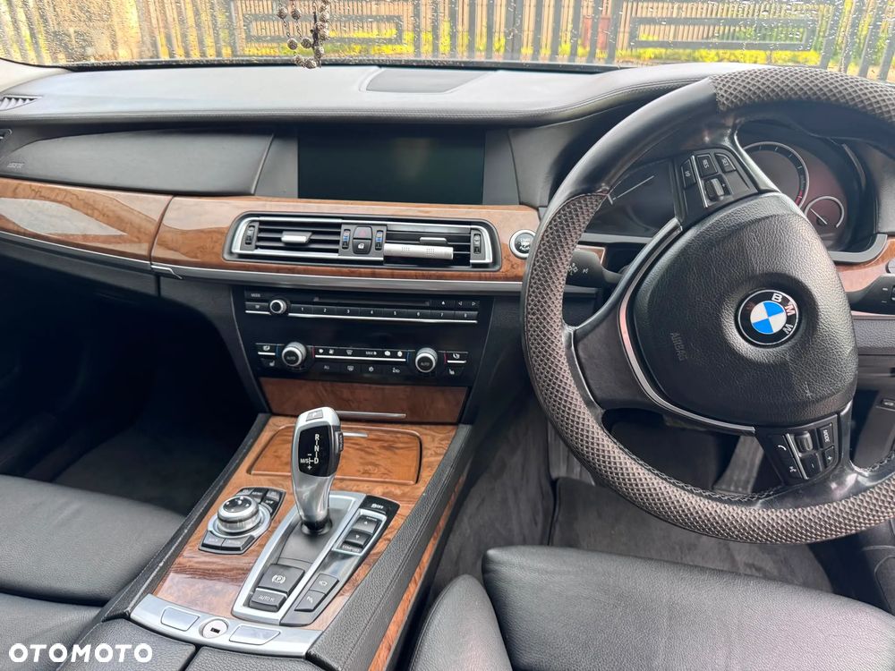 BMW Seria 7 730d L - 15