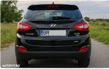 Hyundai ix35 2.0 CRDI 4WD Automatik Premium - 9