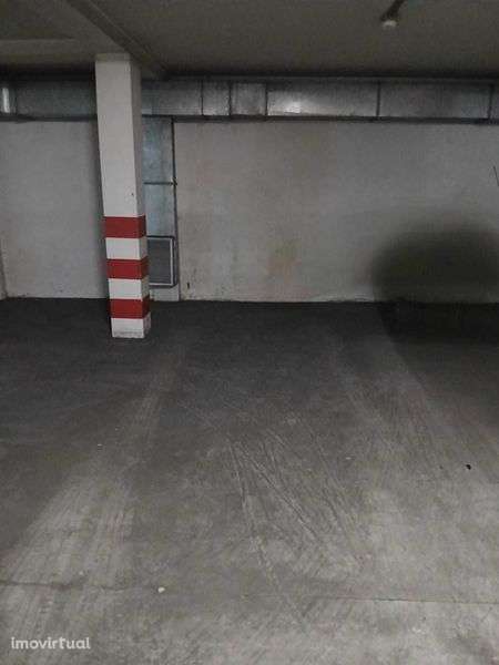 Vendo lugar de garagem Vila Nova Gaia - Grande imagem: 2/2