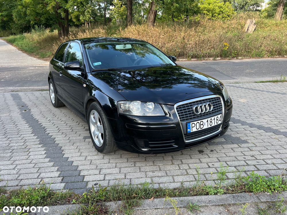 Audi A3 3-drzwiowe 1.6 FSI Ambition - 1